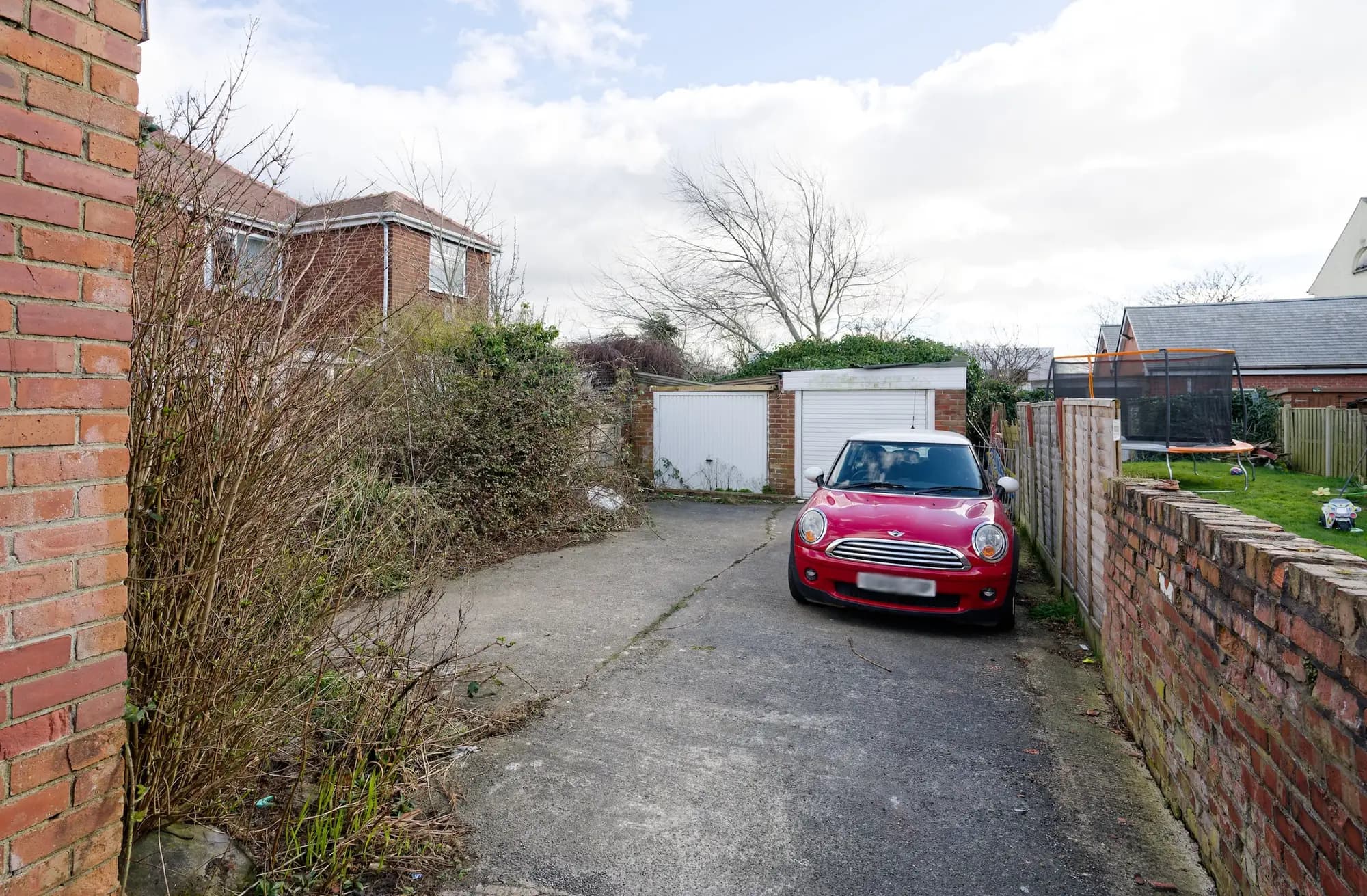 property photo 13 of 18