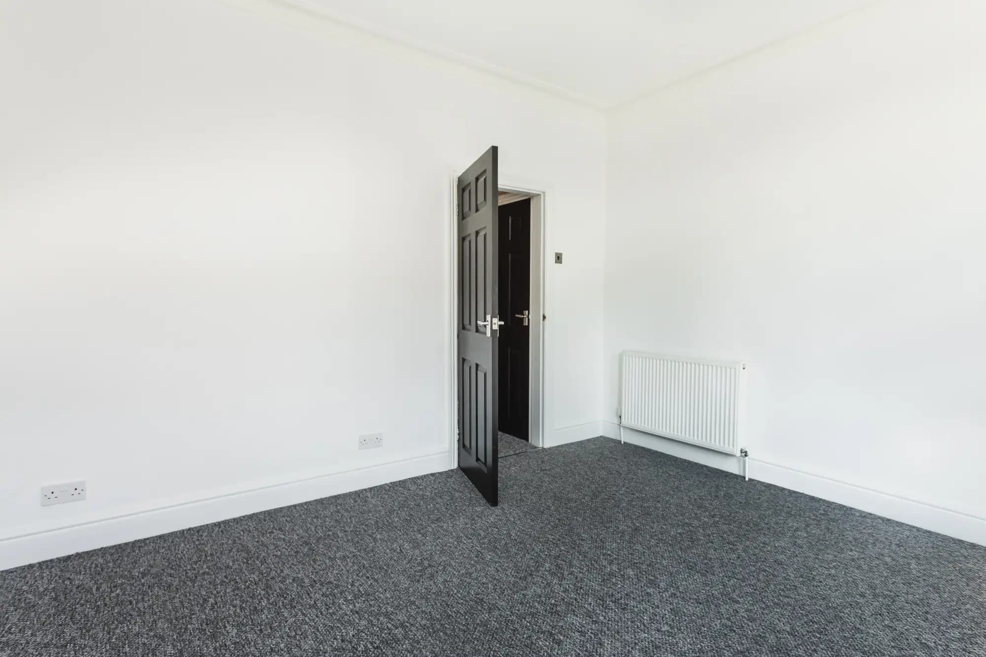 property photo 12 of 29