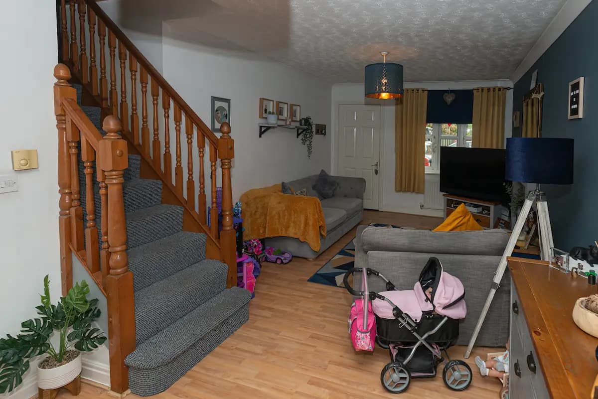 property photo 2 of 30