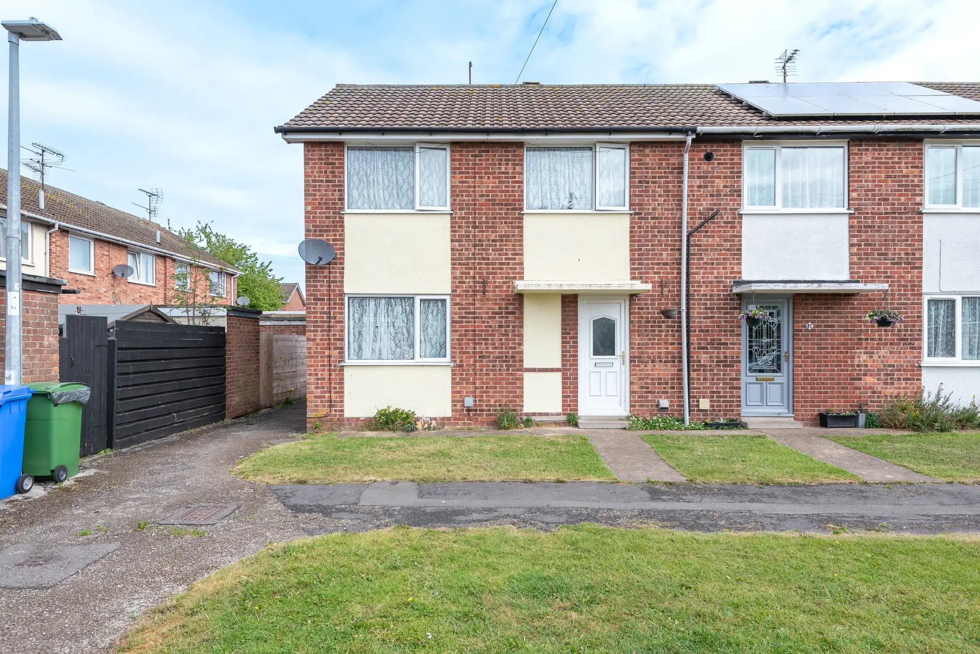 property photo 1 of 33