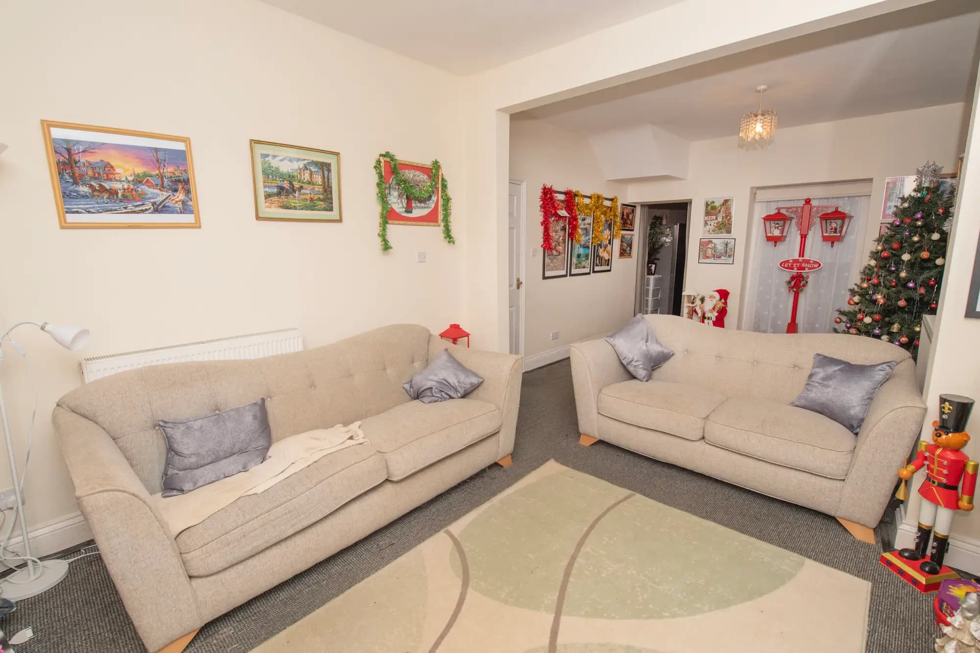 property photo 10 of 22