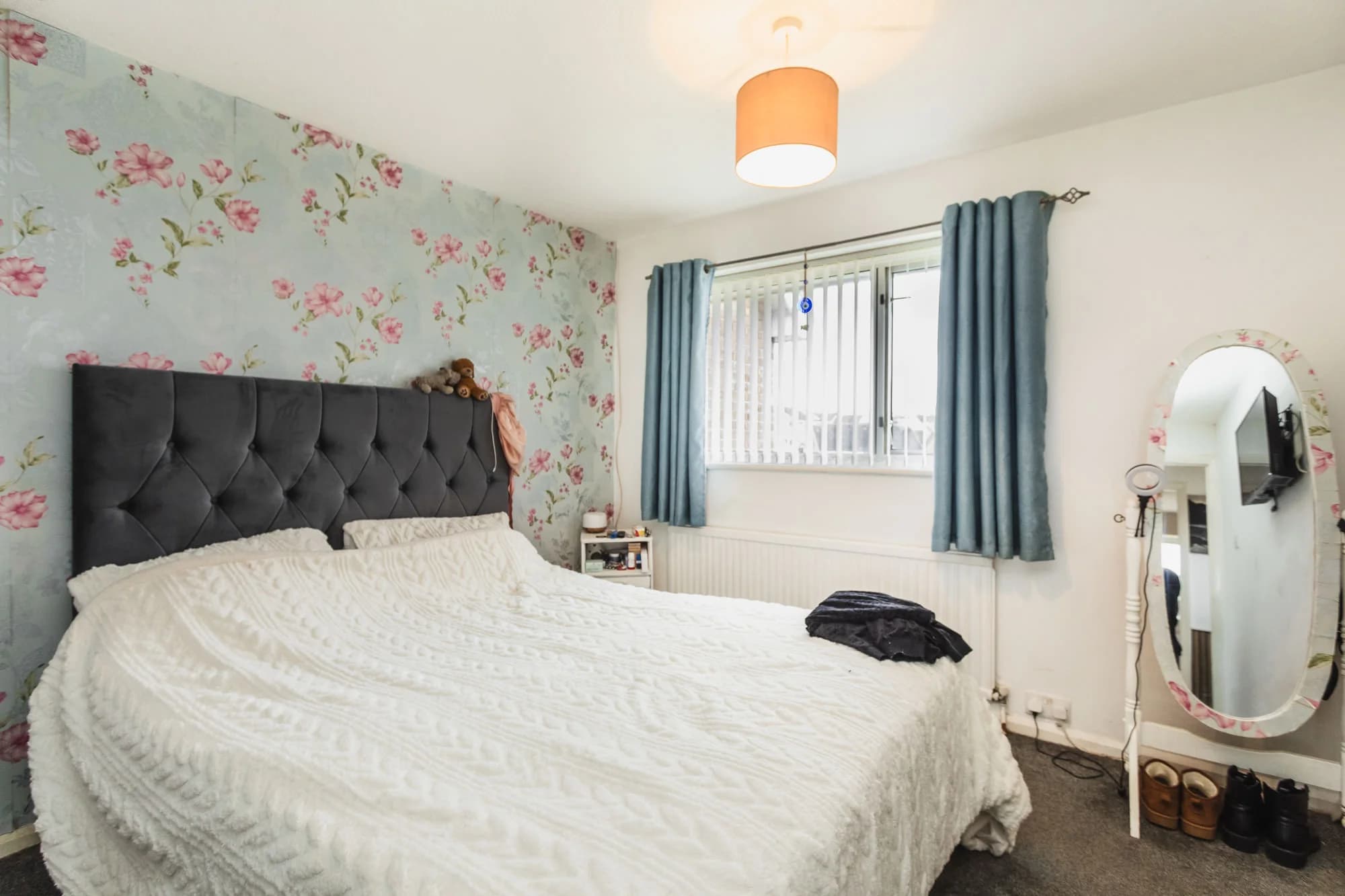 property photo 9 of 21