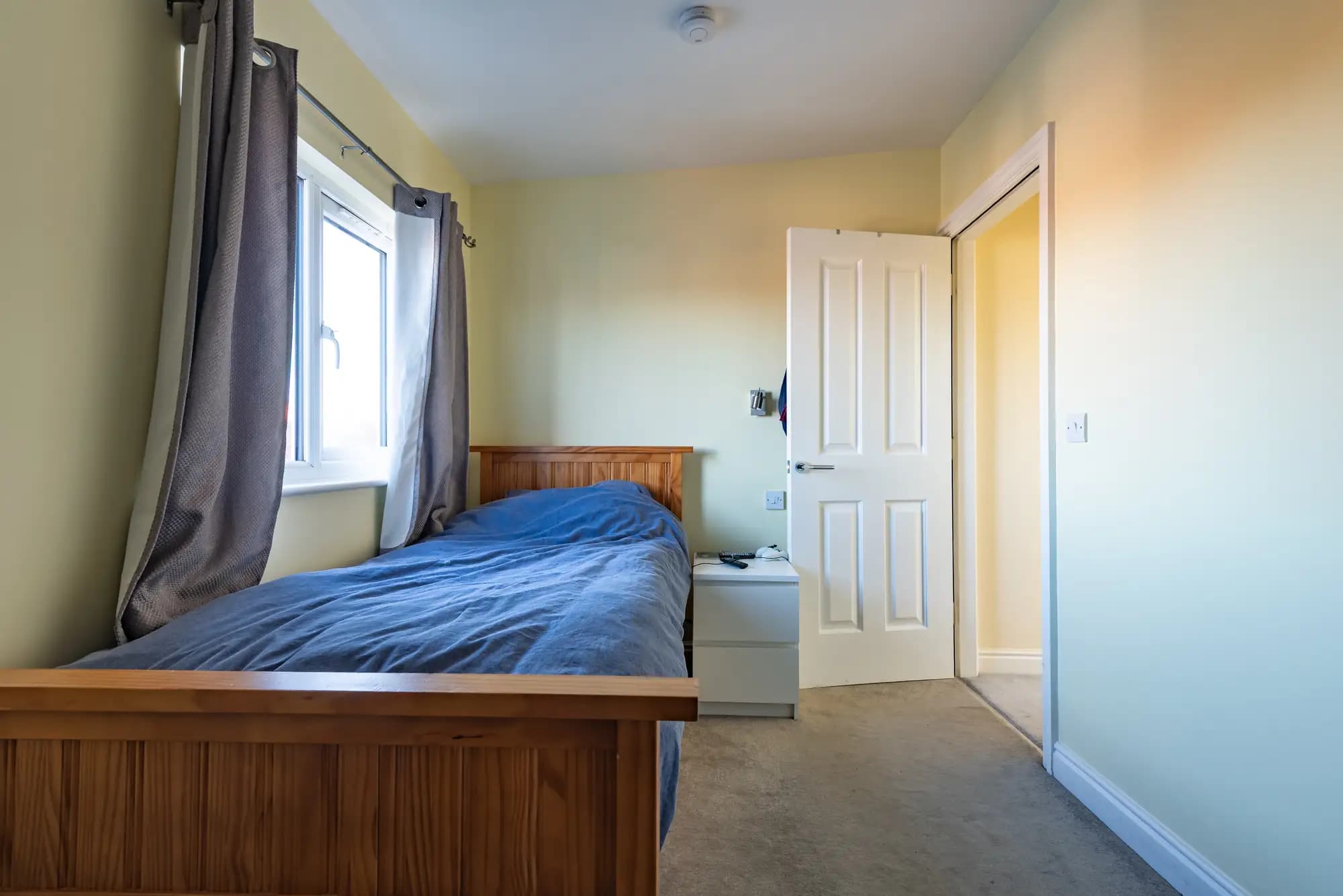 property photo 22 of 34