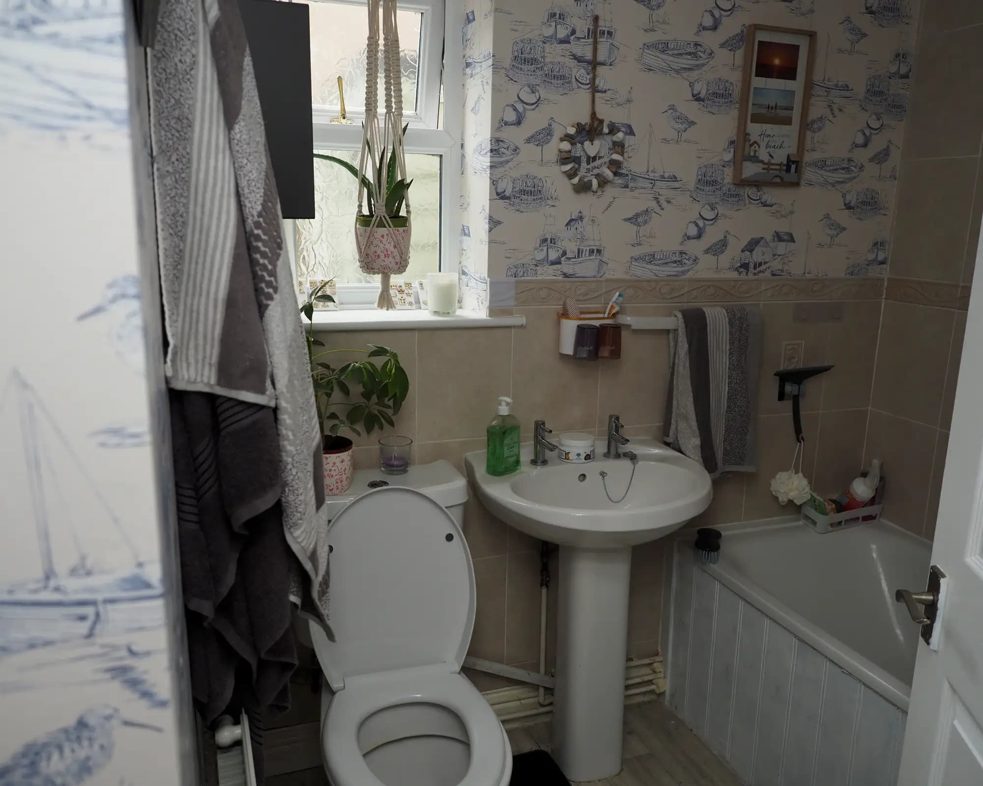 property photo 10 of 21