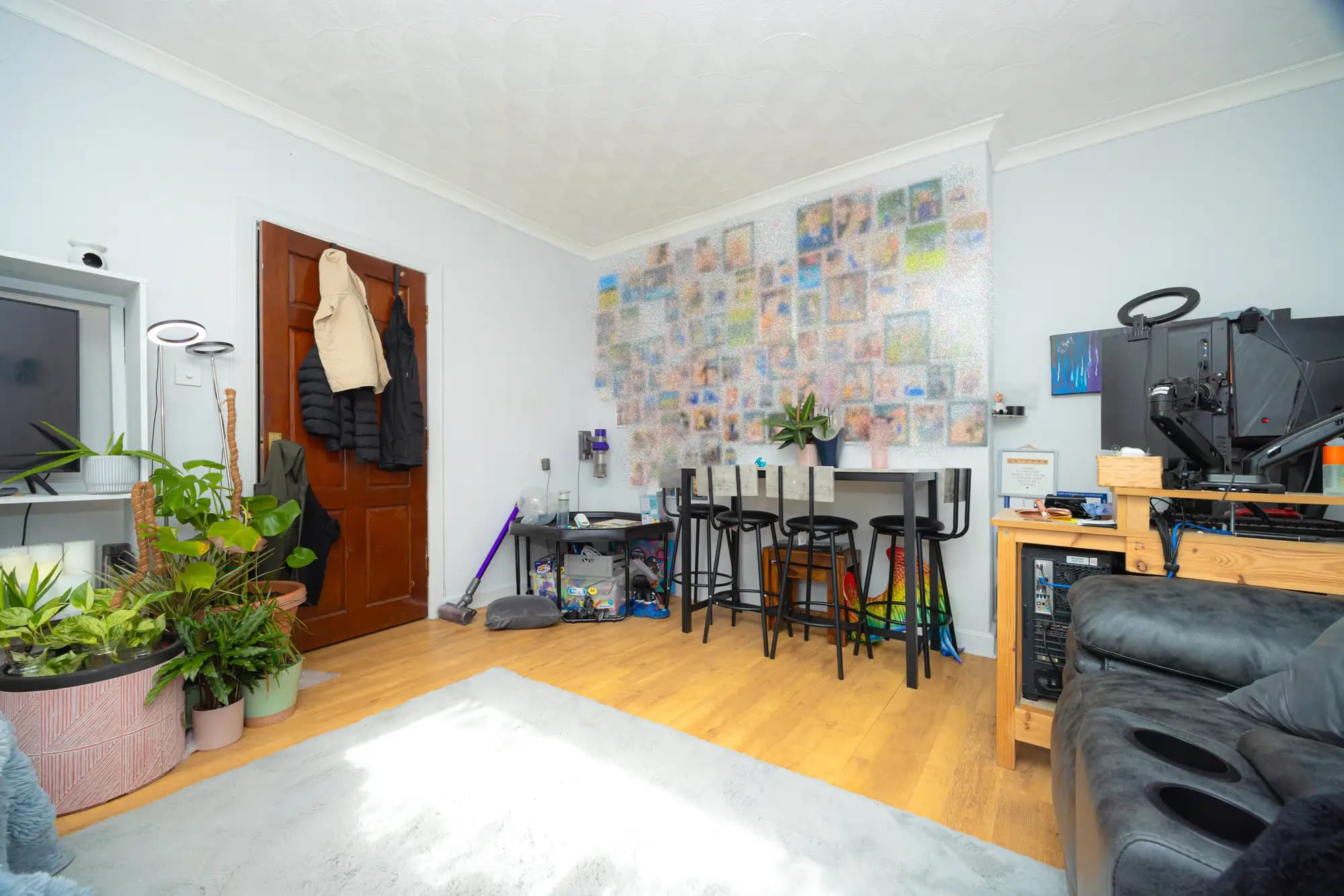 property photo 8 of 24