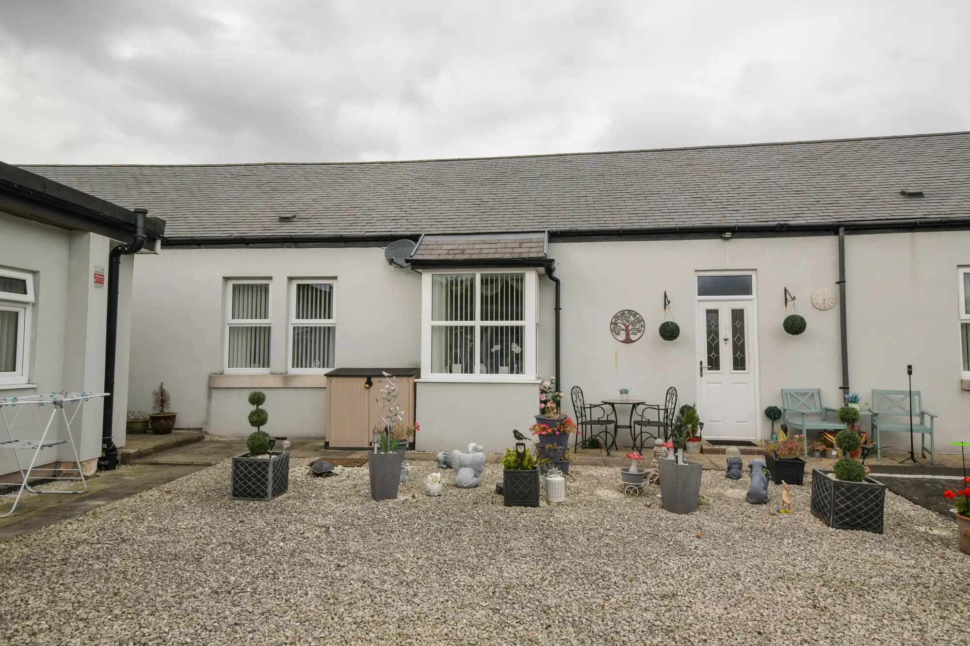 property photo 17 of 38