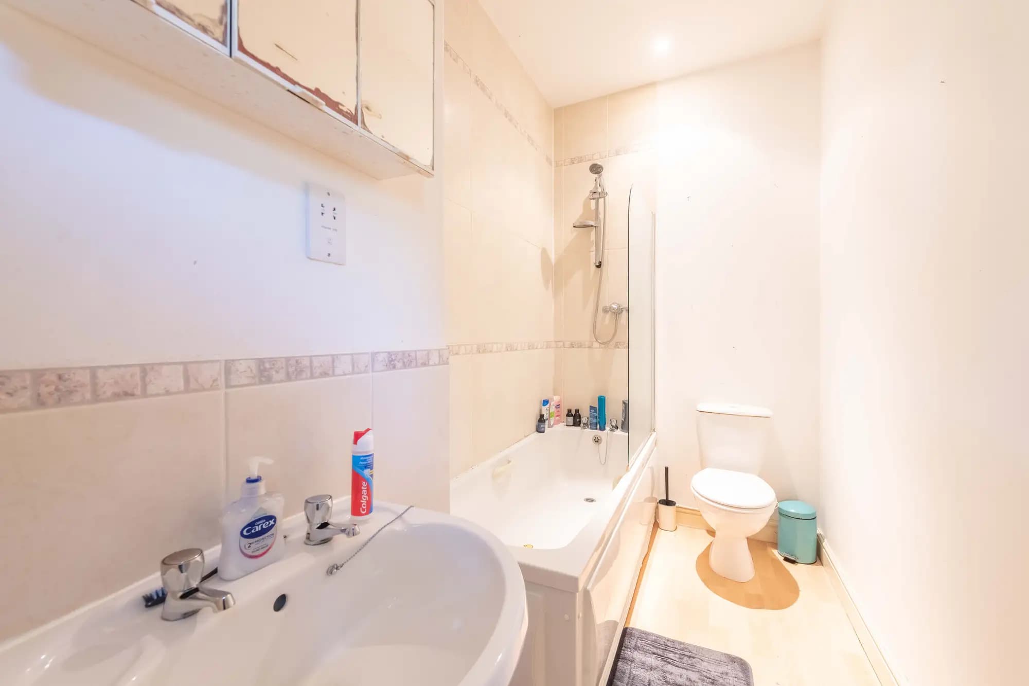 property photo 11 of 33