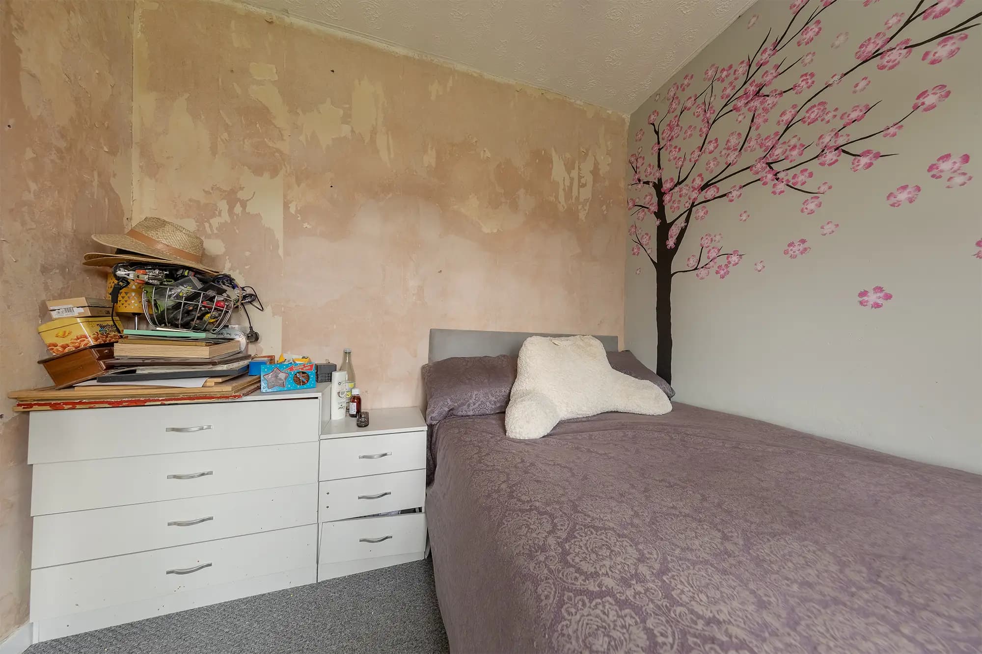 property photo 18 of 31