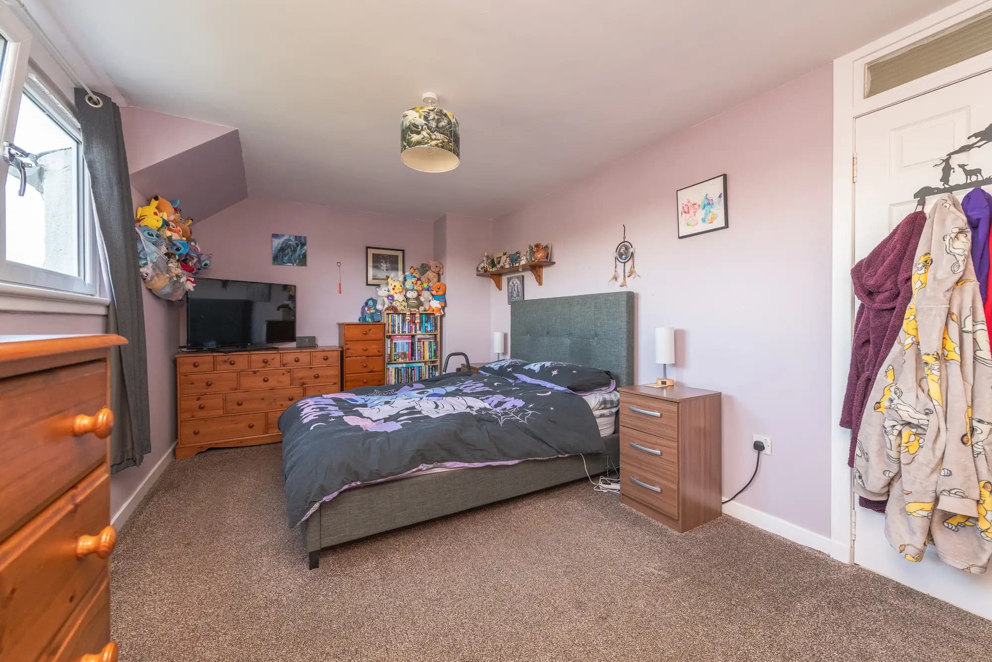 property photo 15 of 33