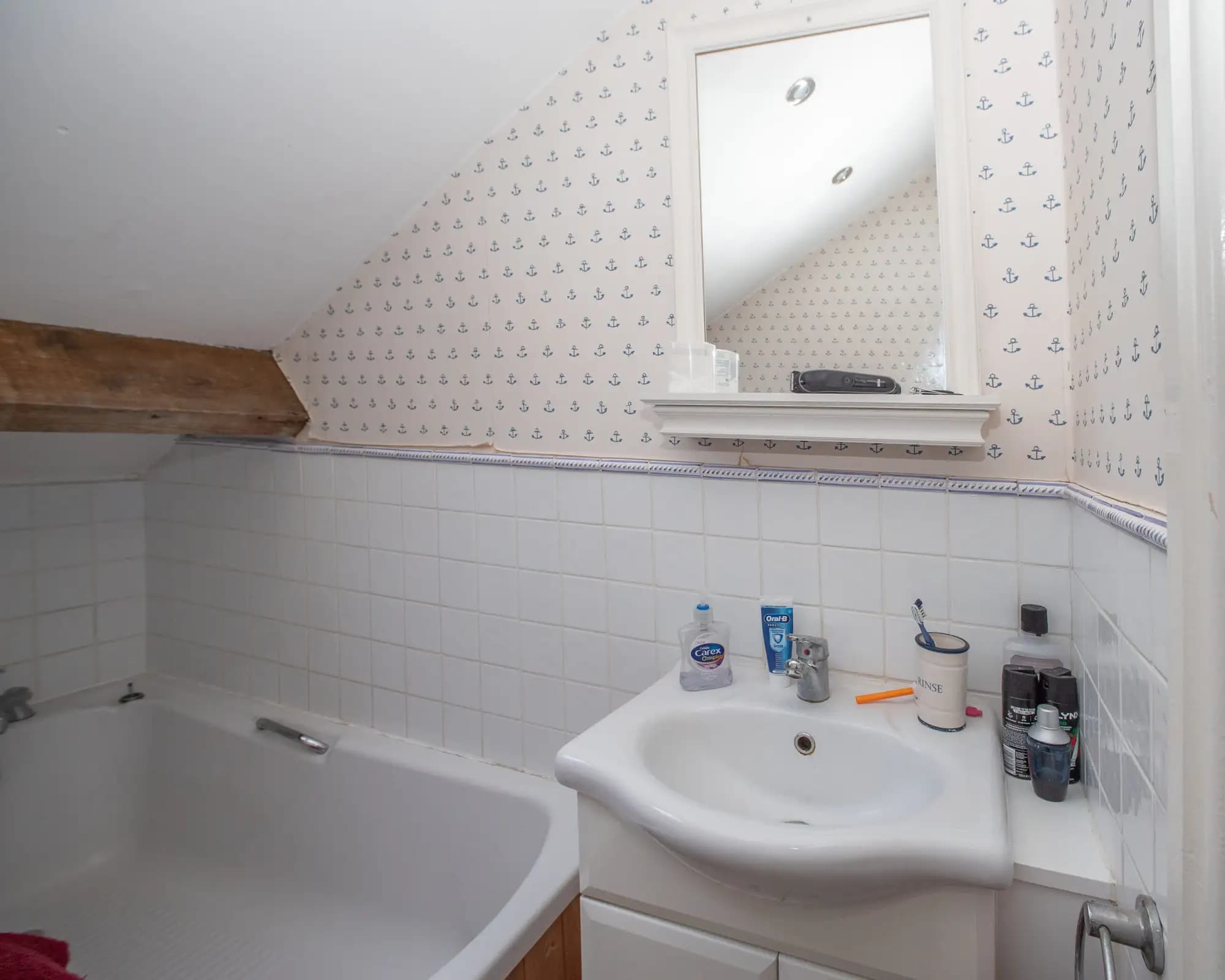 property photo 9 of 12
