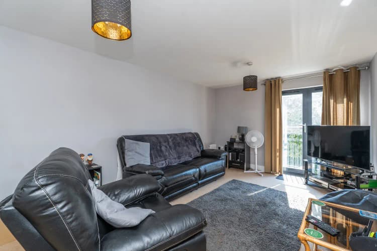 property photo 2 of 32
