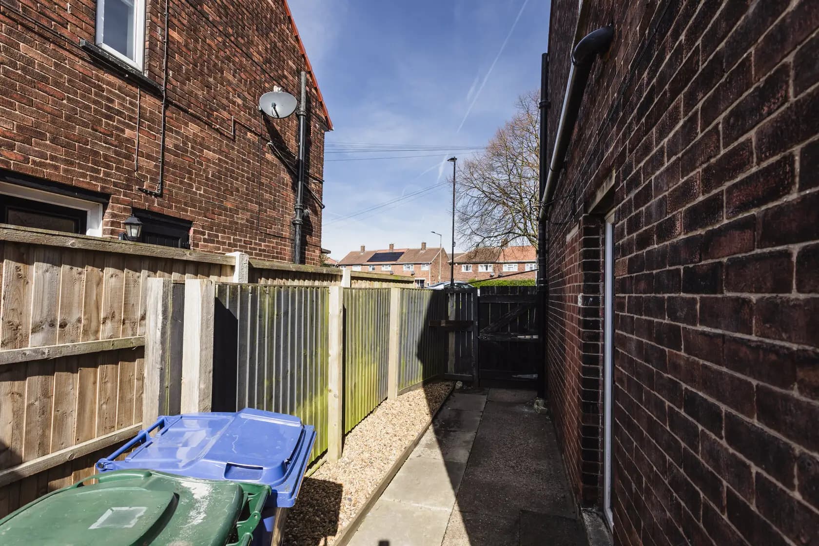 property photo 26 of 32