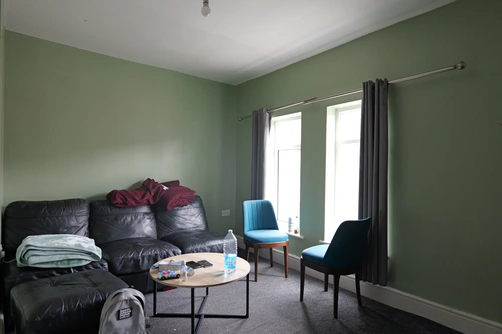 property photo 3 of 17