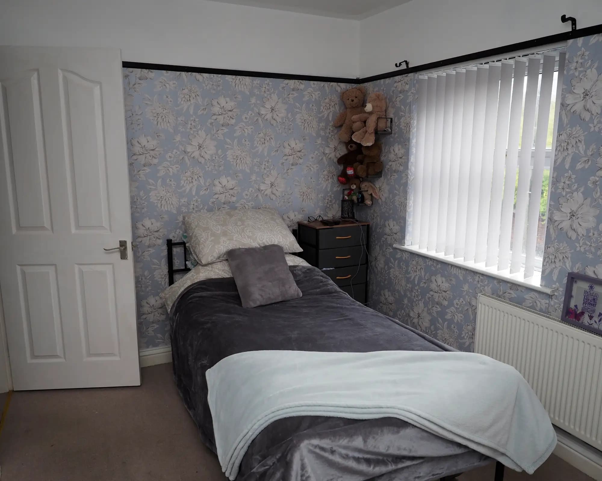 property photo 15 of 21
