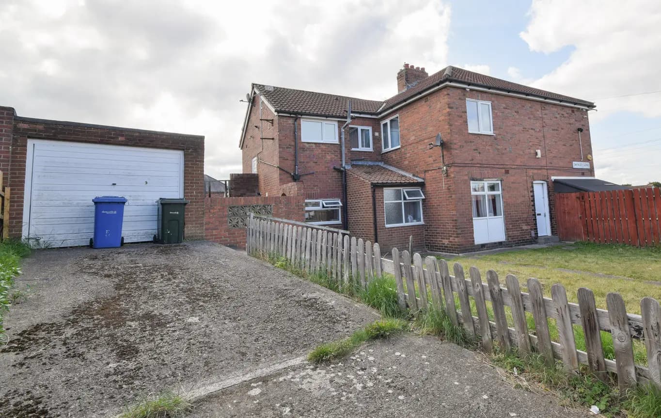 property photo 16 of 17