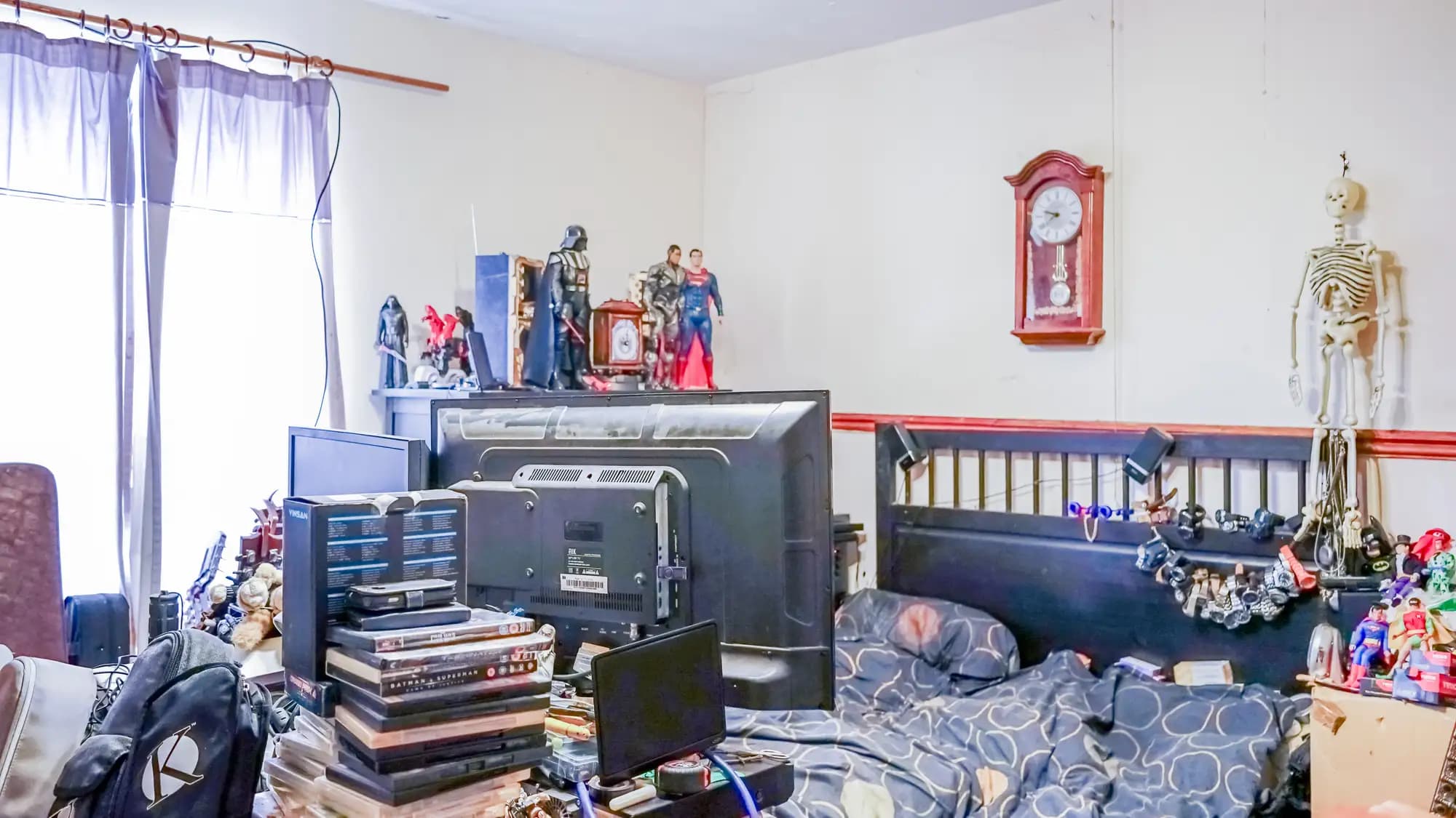 property photo 7 of 10