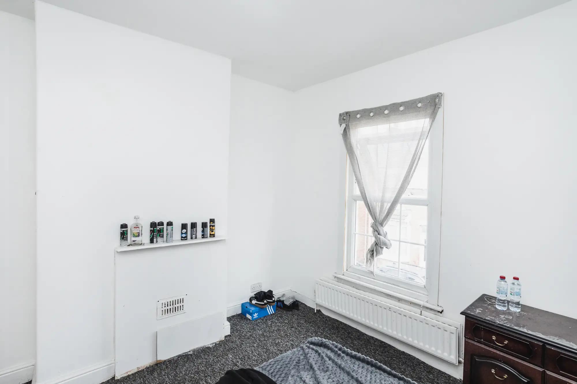 property photo 17 of 29