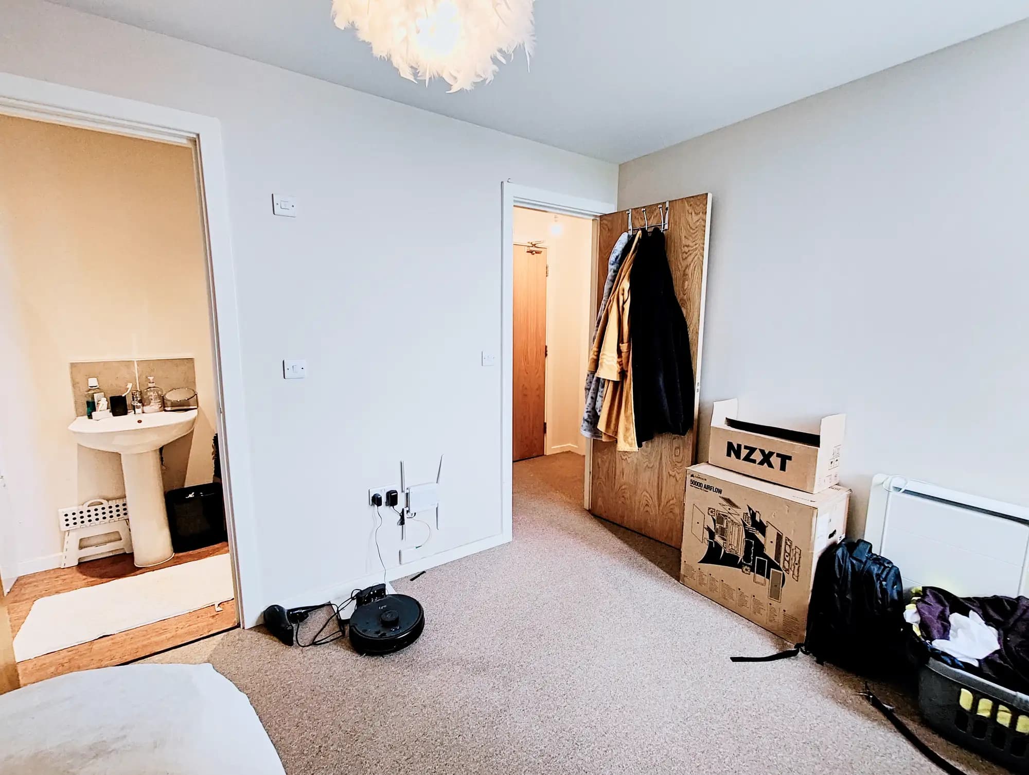 property photo 9 of 16