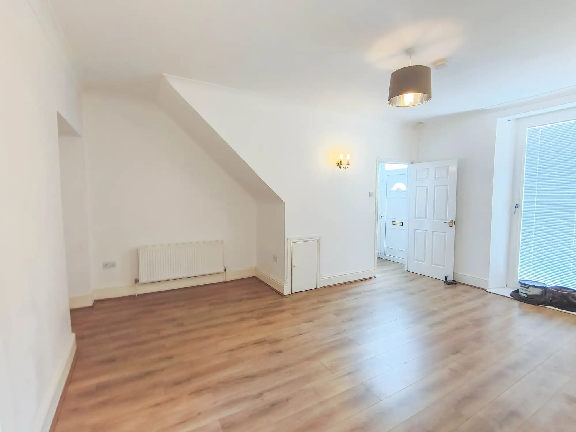 property photo 4 of 15