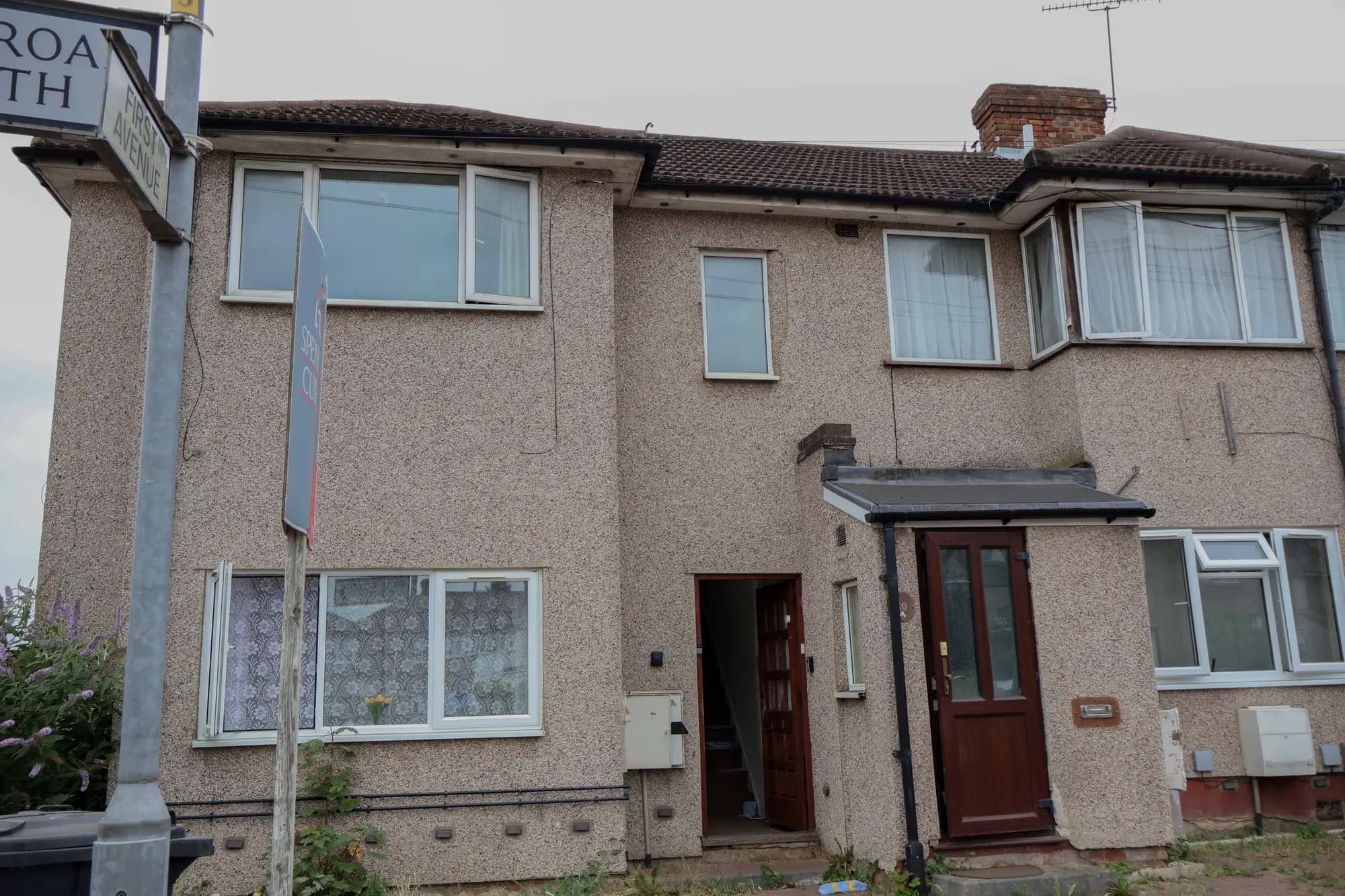 property photo 28 of 34