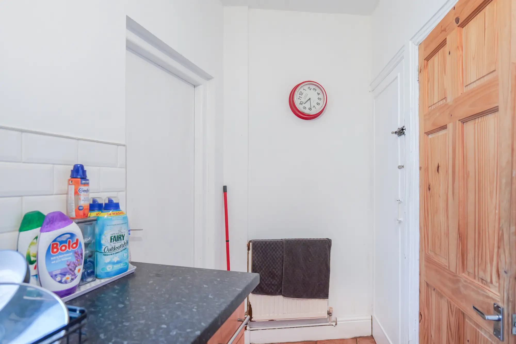 property photo 5 of 17