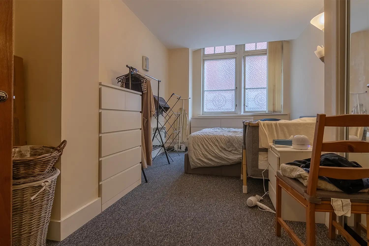 property photo 10 of 27