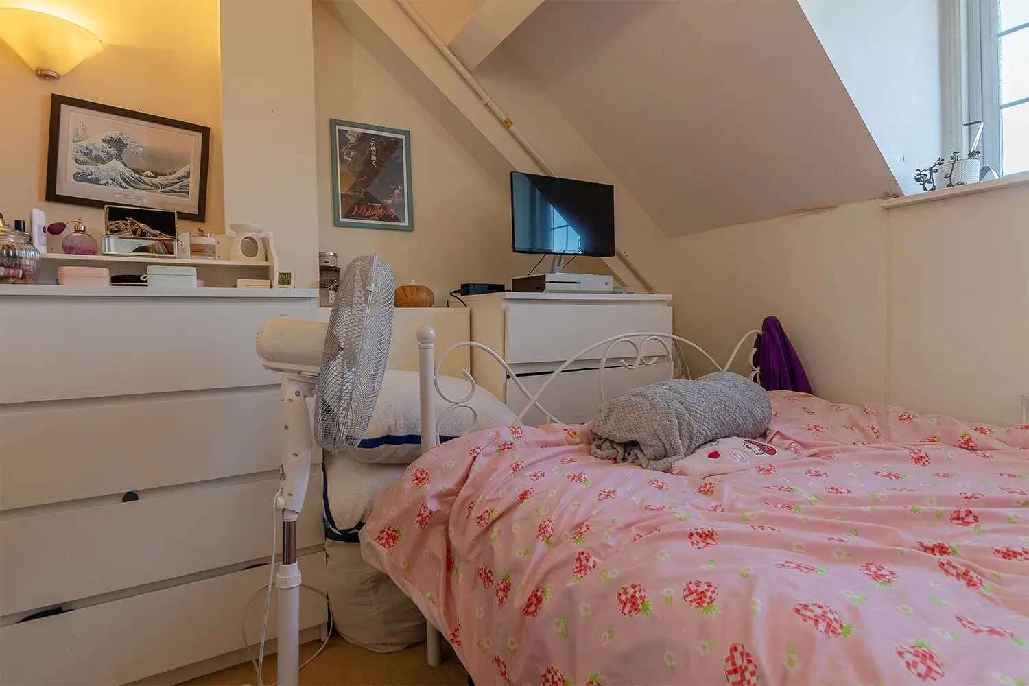 property photo 13 of 28