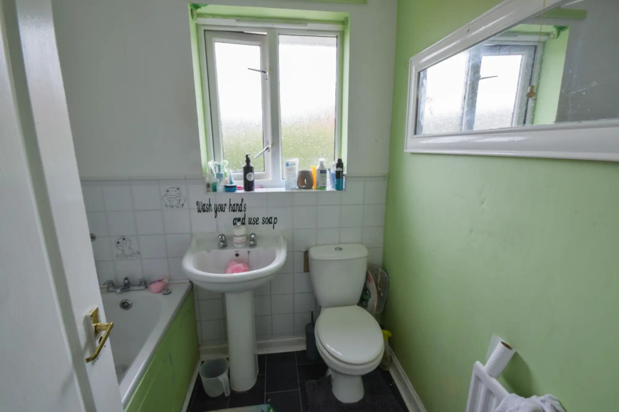 property photo 8 of 23