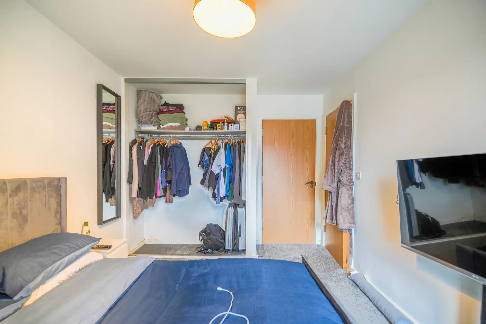 property photo 8 of 14