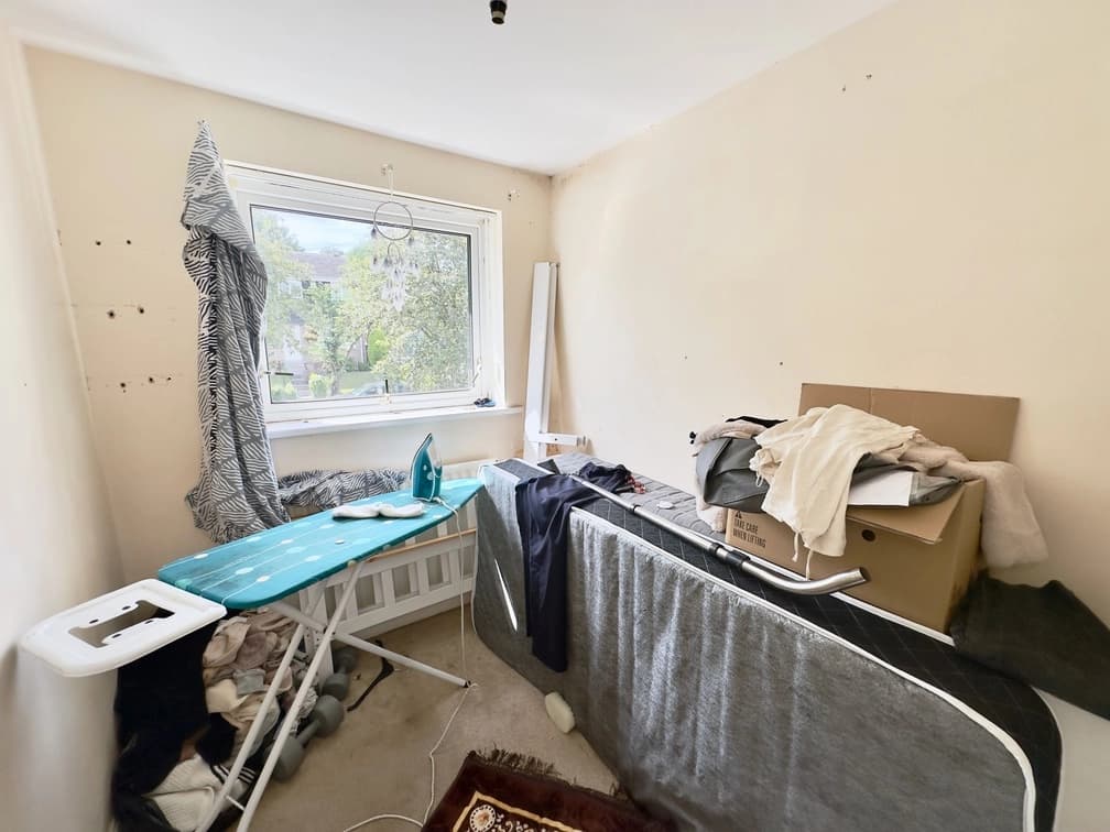 property photo 12 of 16