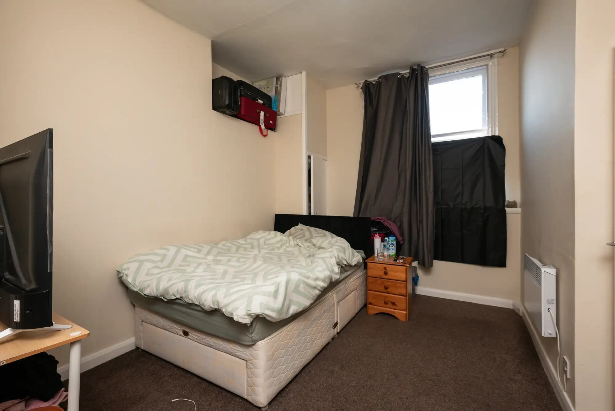 property photo 17 of 24