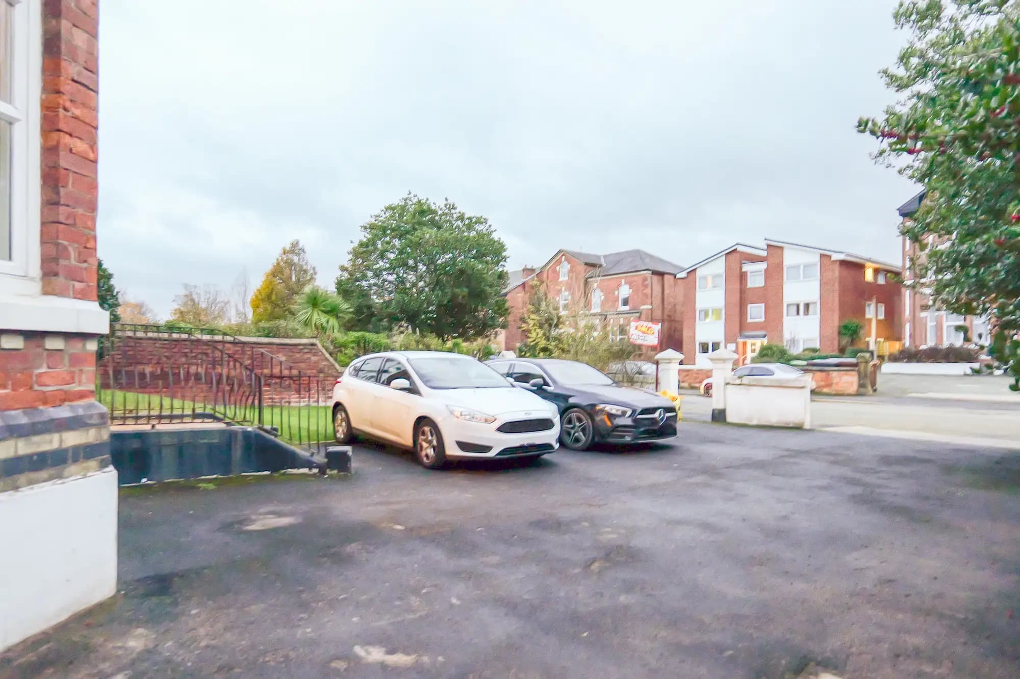 property photo 22 of 25