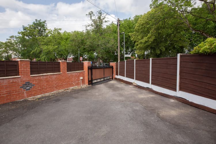 property photo 24 of 27