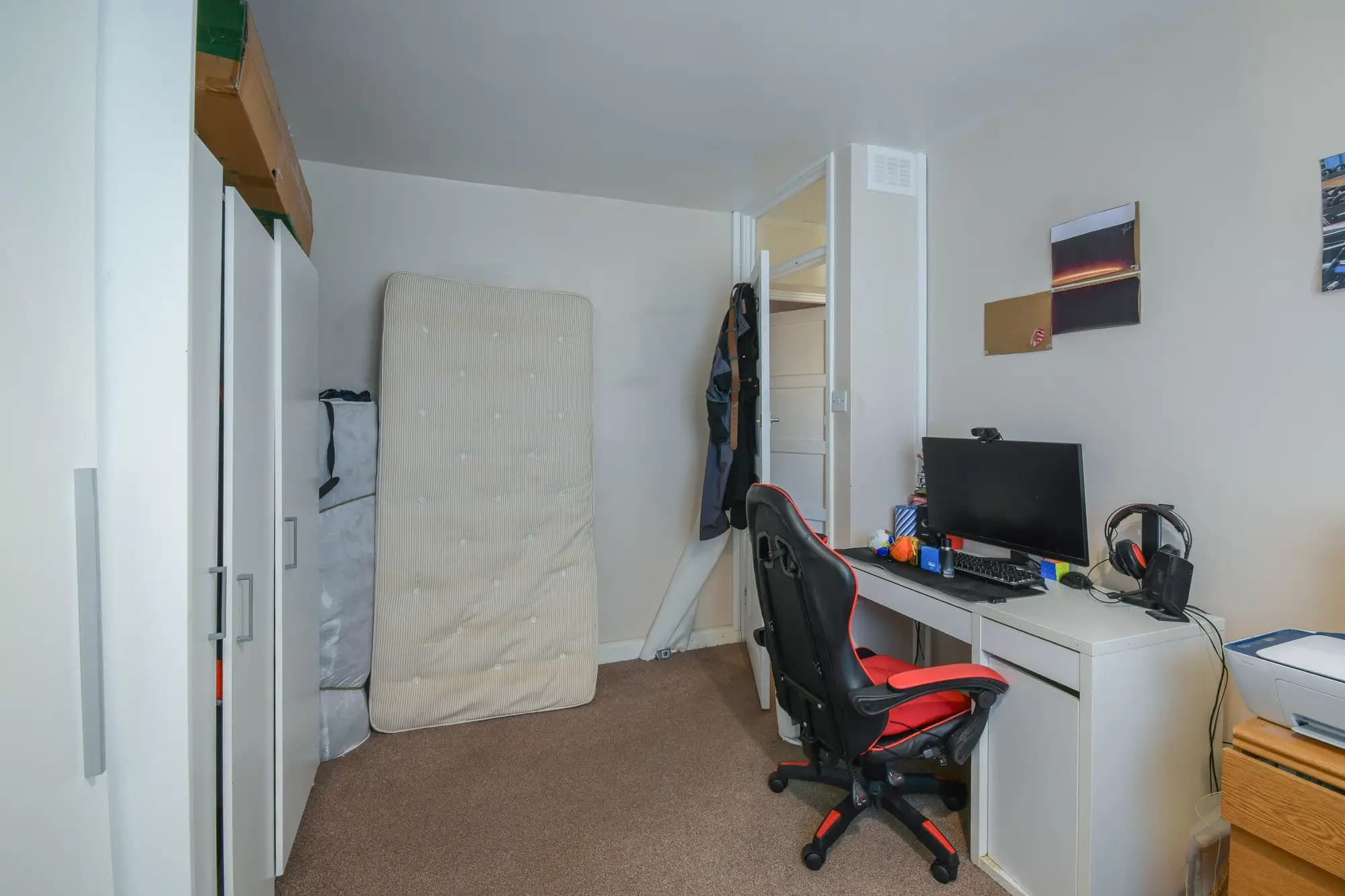 property photo 12 of 16