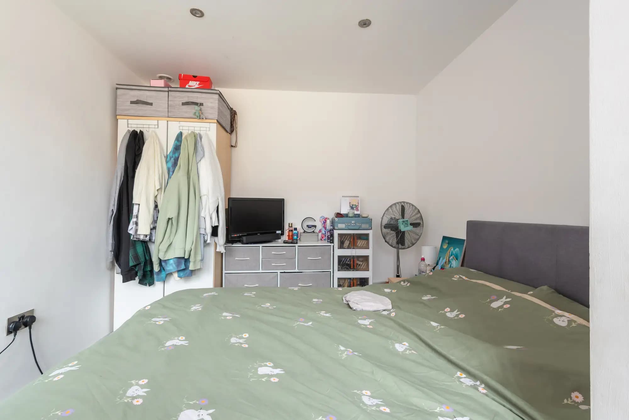property photo 11 of 20