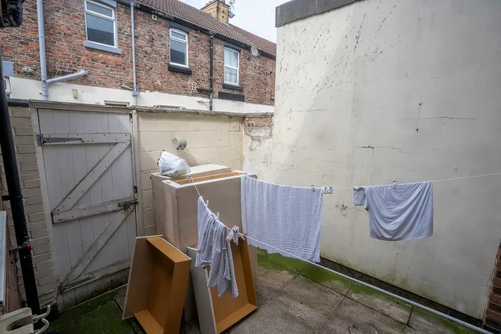 property photo 31 of 32