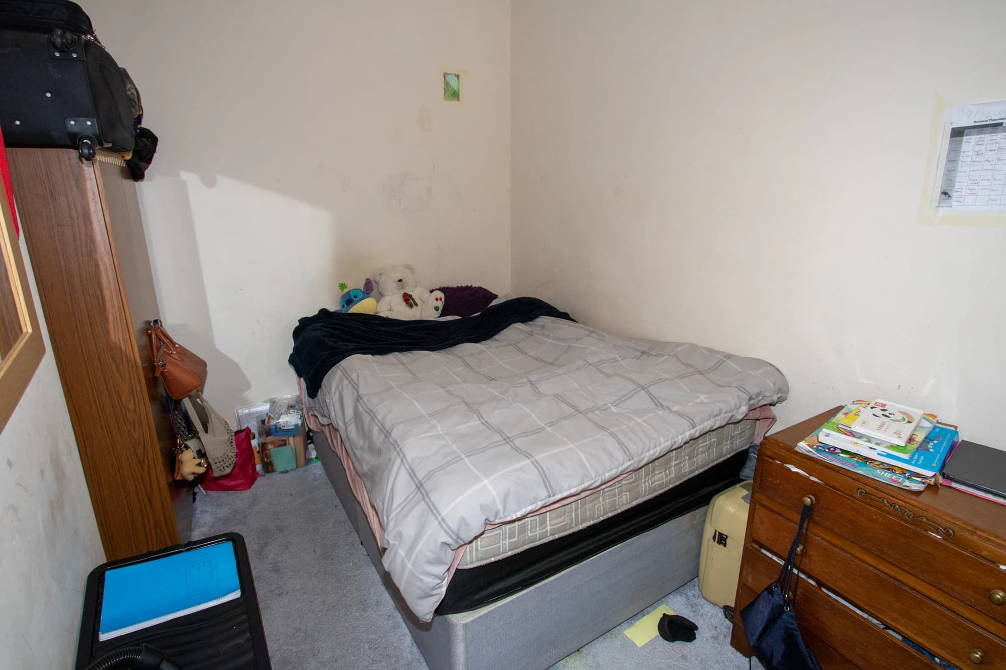 property photo 13 of 18