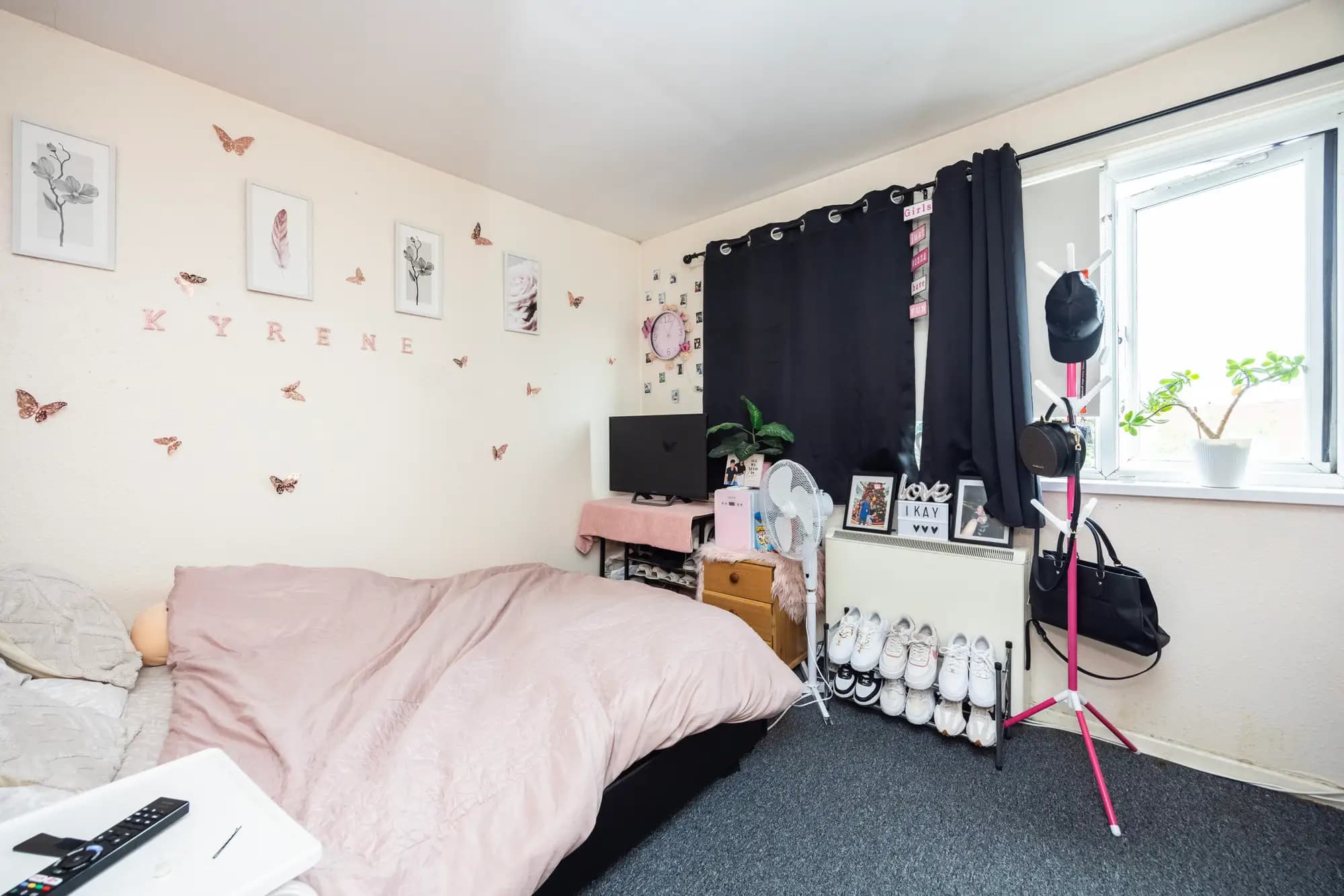 property photo 14 of 17