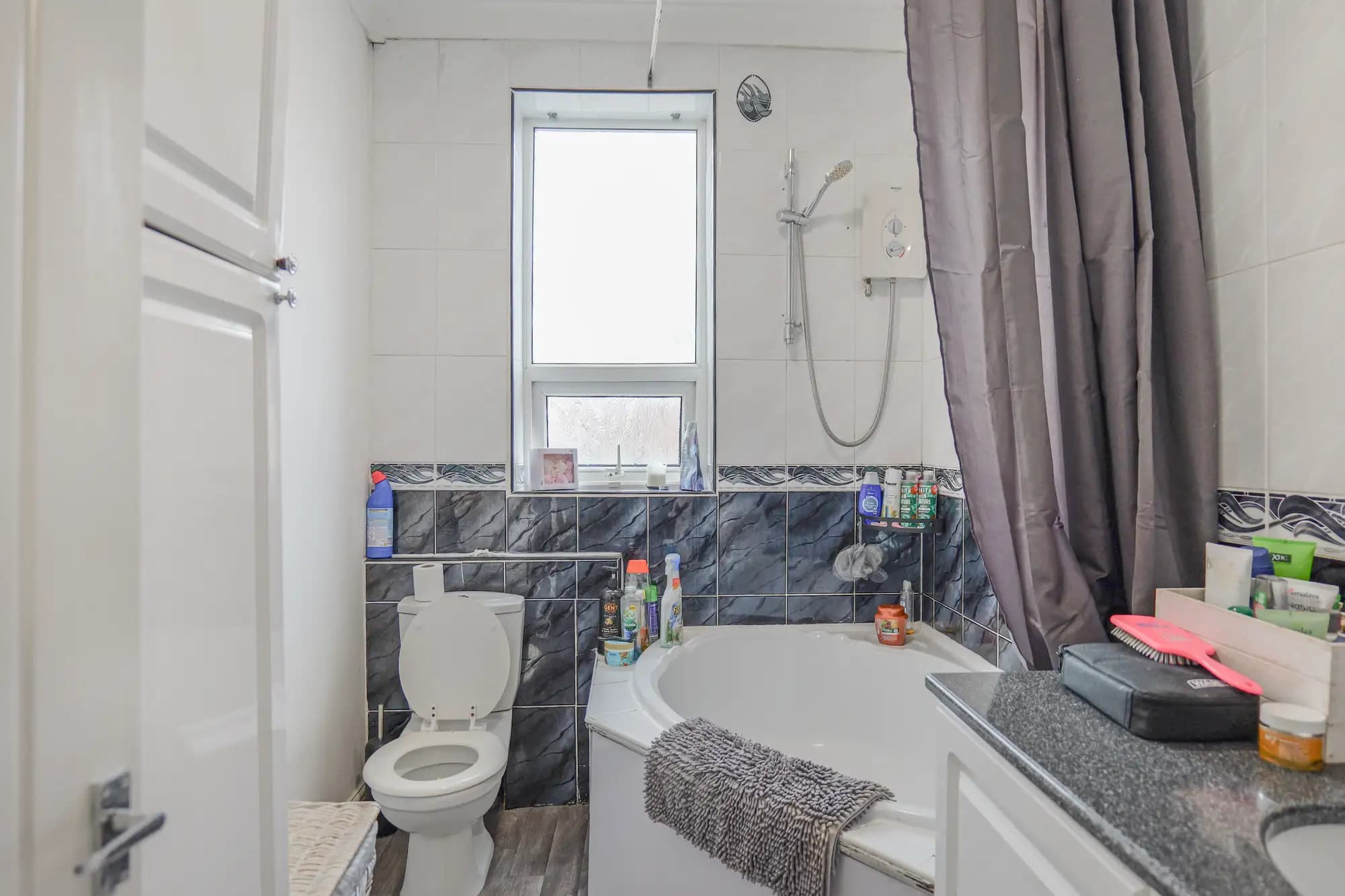 property photo 23 of 49
