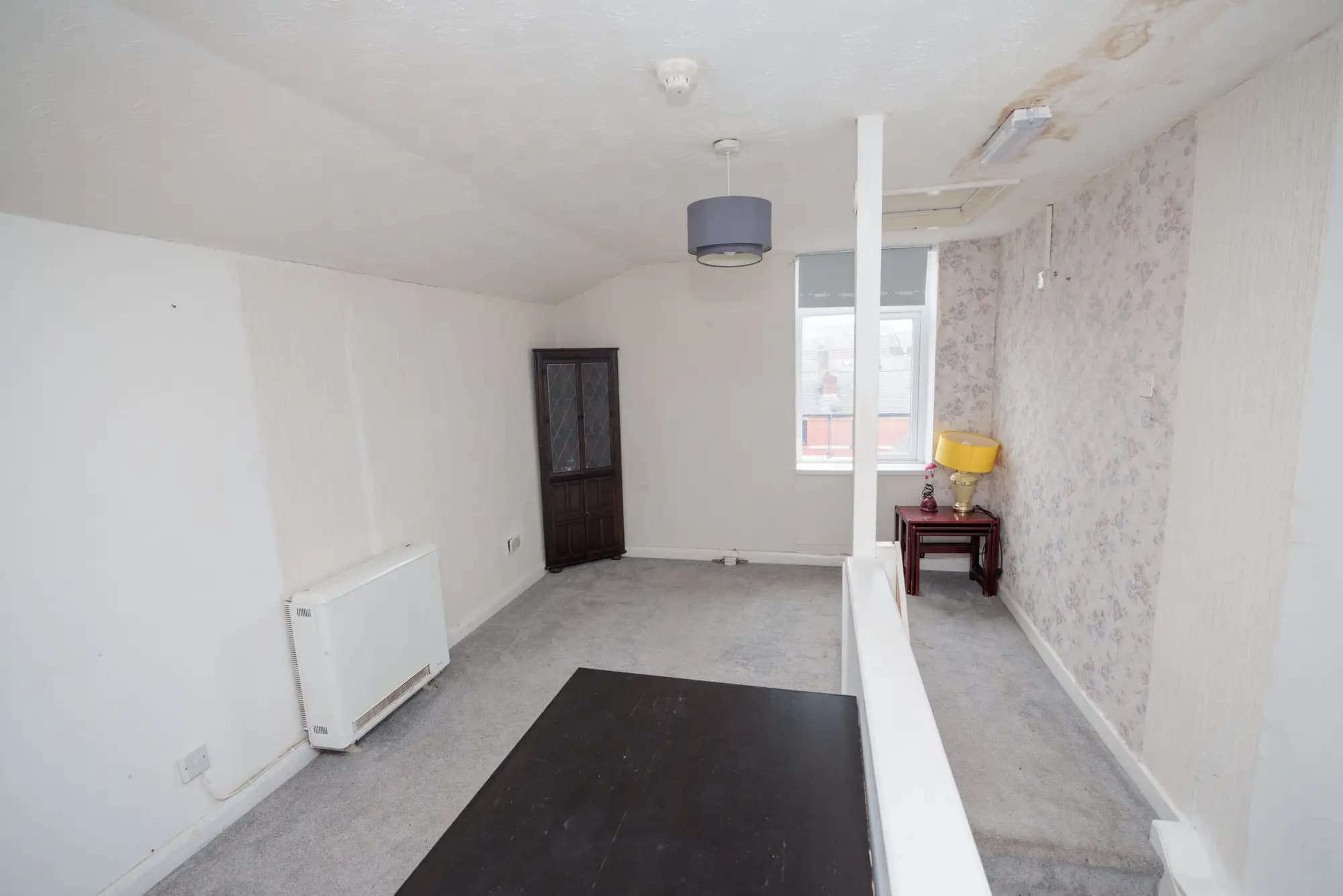 property photo 17 of 50