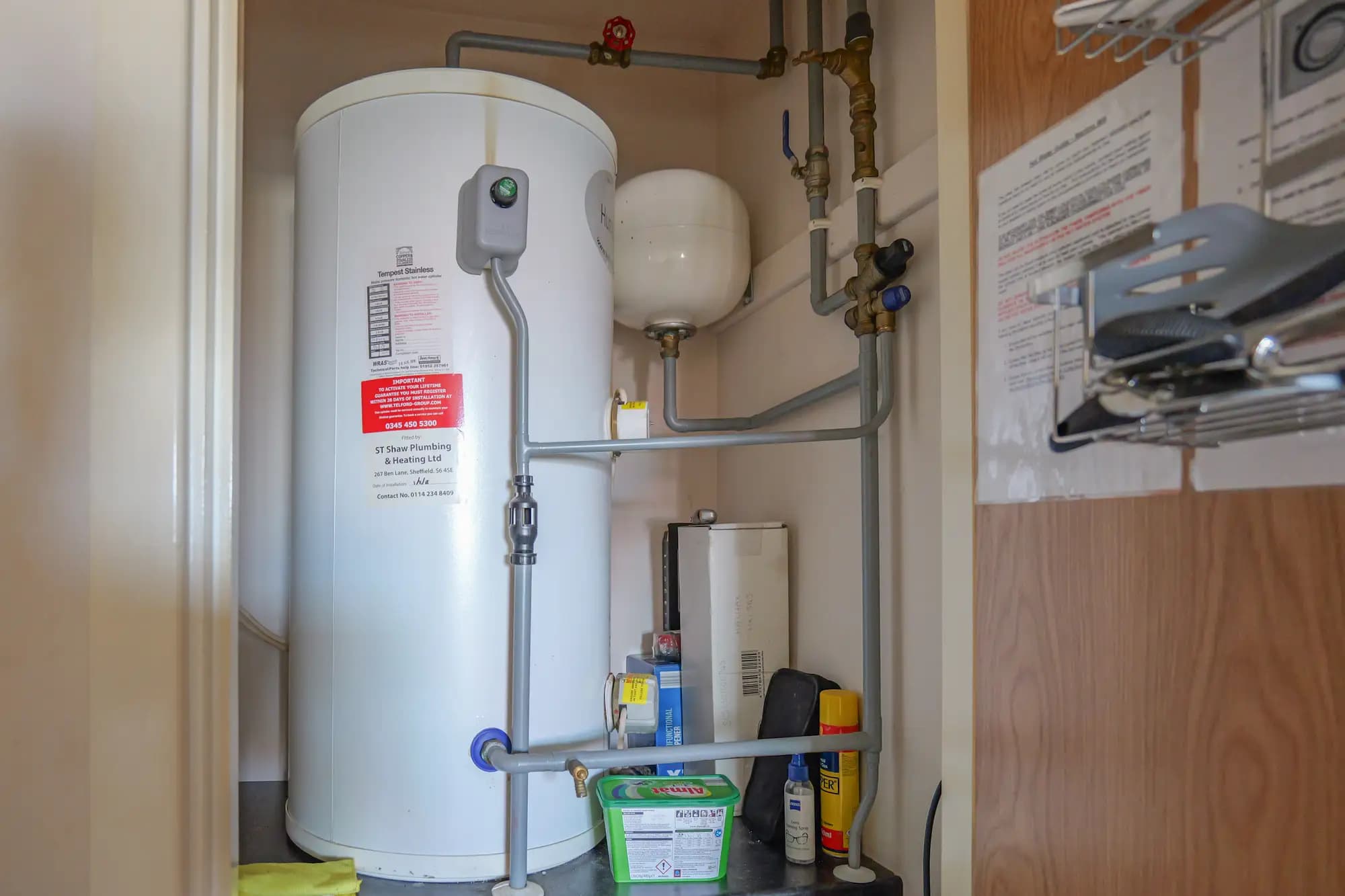 property photo 10 of 17