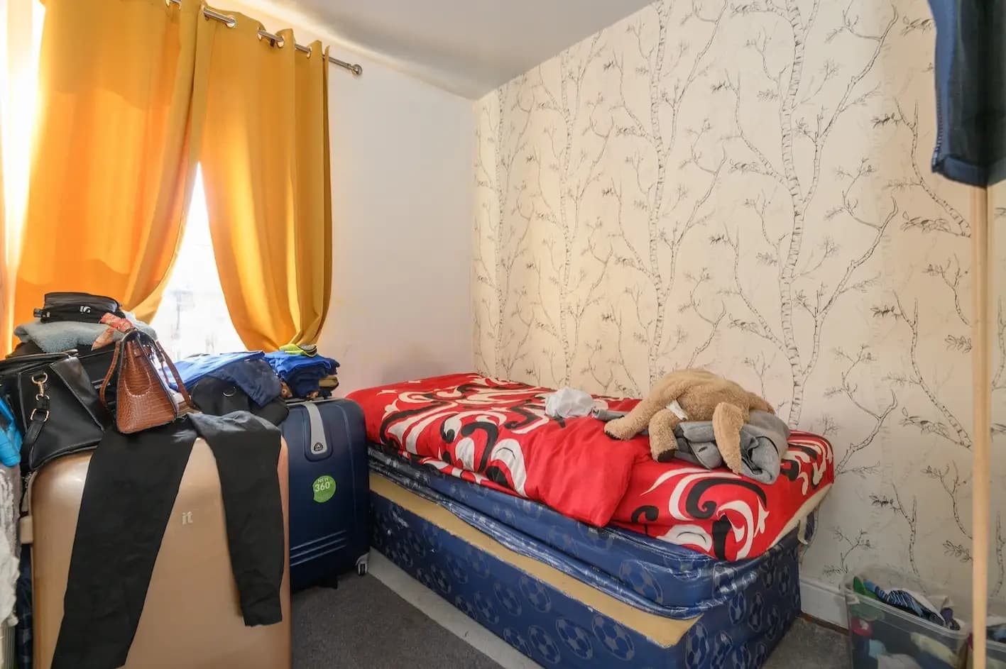 property photo 11 of 22