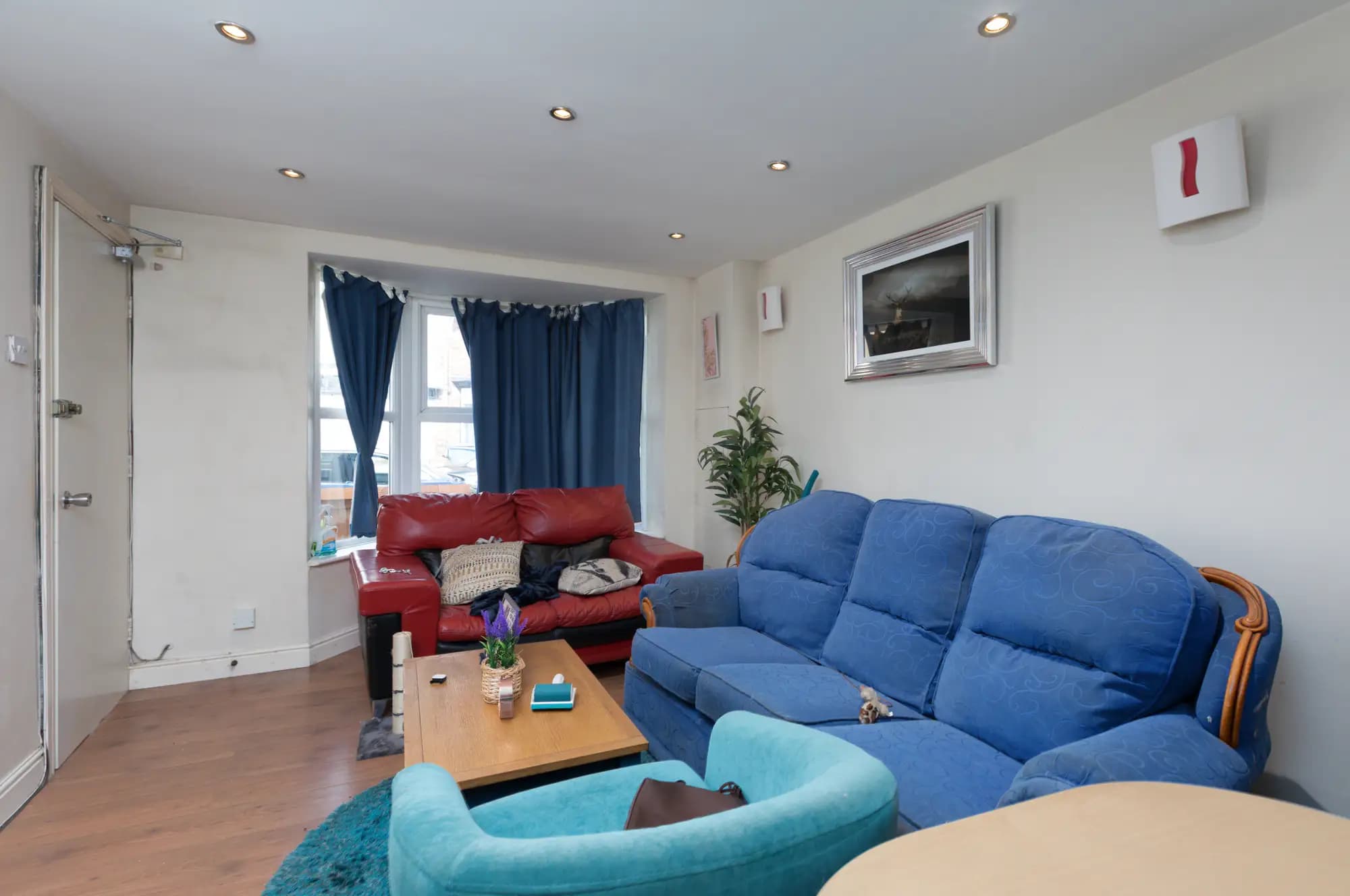 property photo 3 of 32
