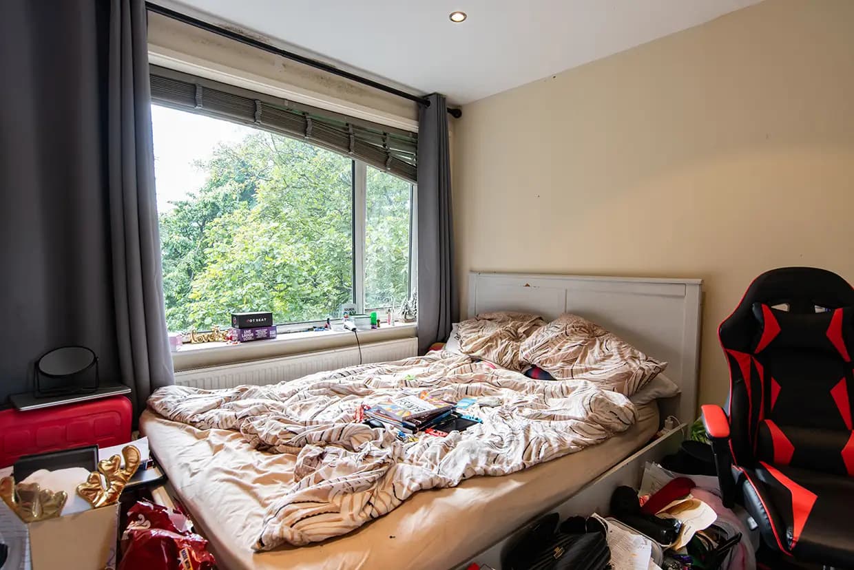 property photo 11 of 28