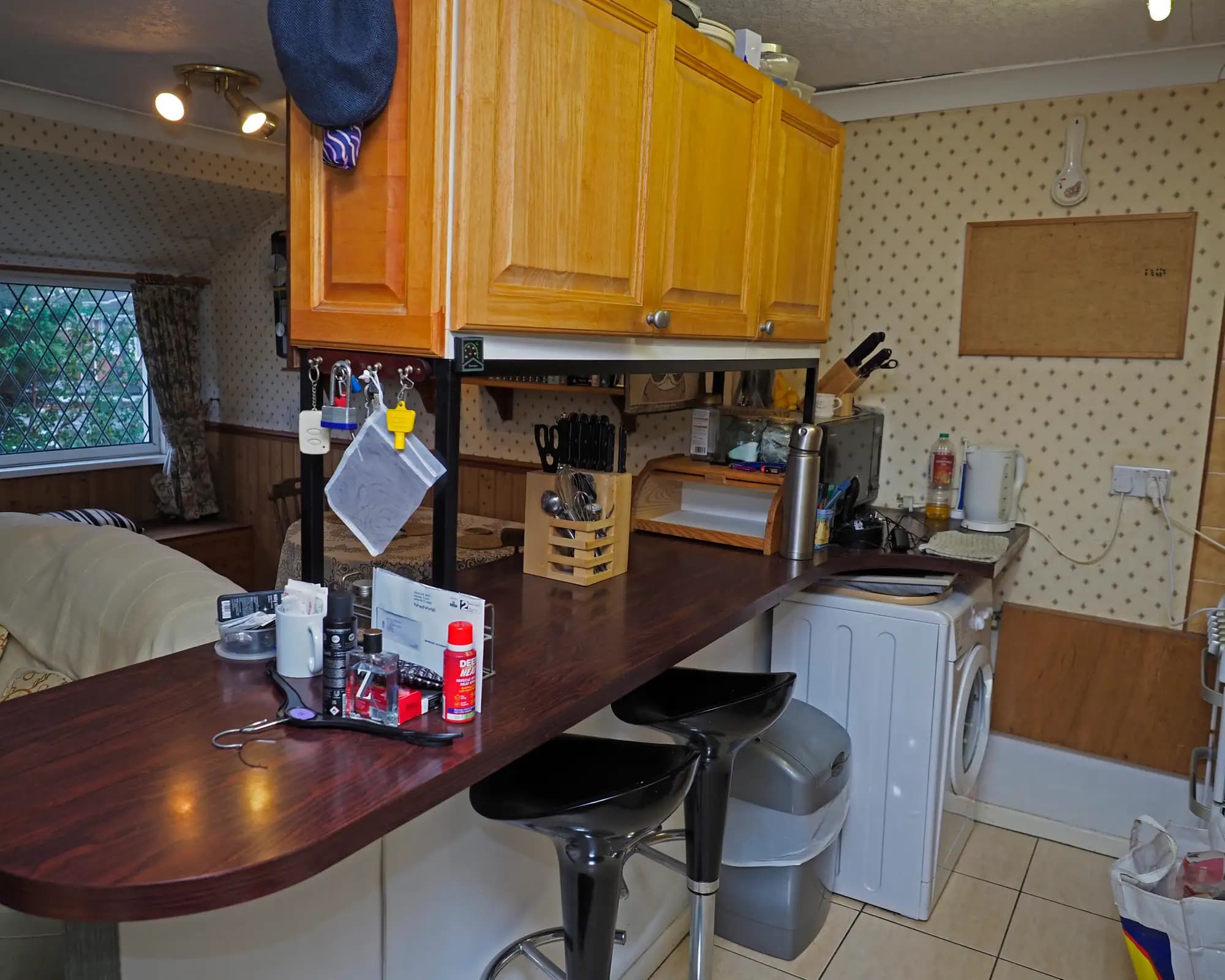 property photo 7 of 14