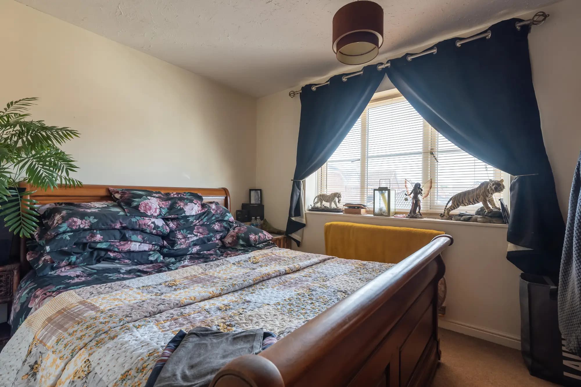 property photo 13 of 21
