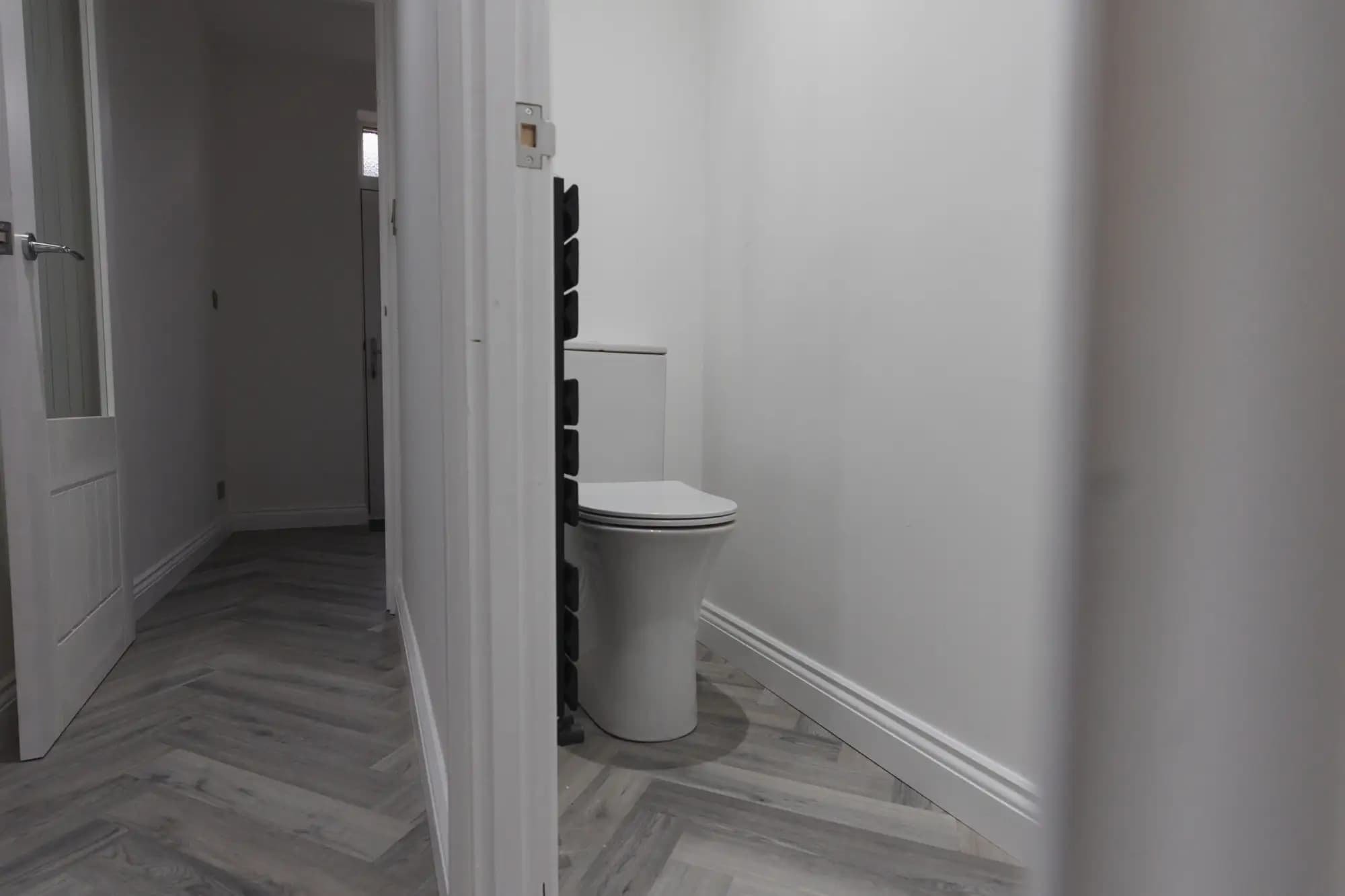 property photo 13 of 30