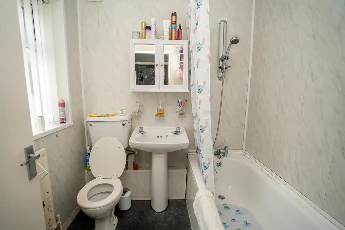 property photo 12 of 23