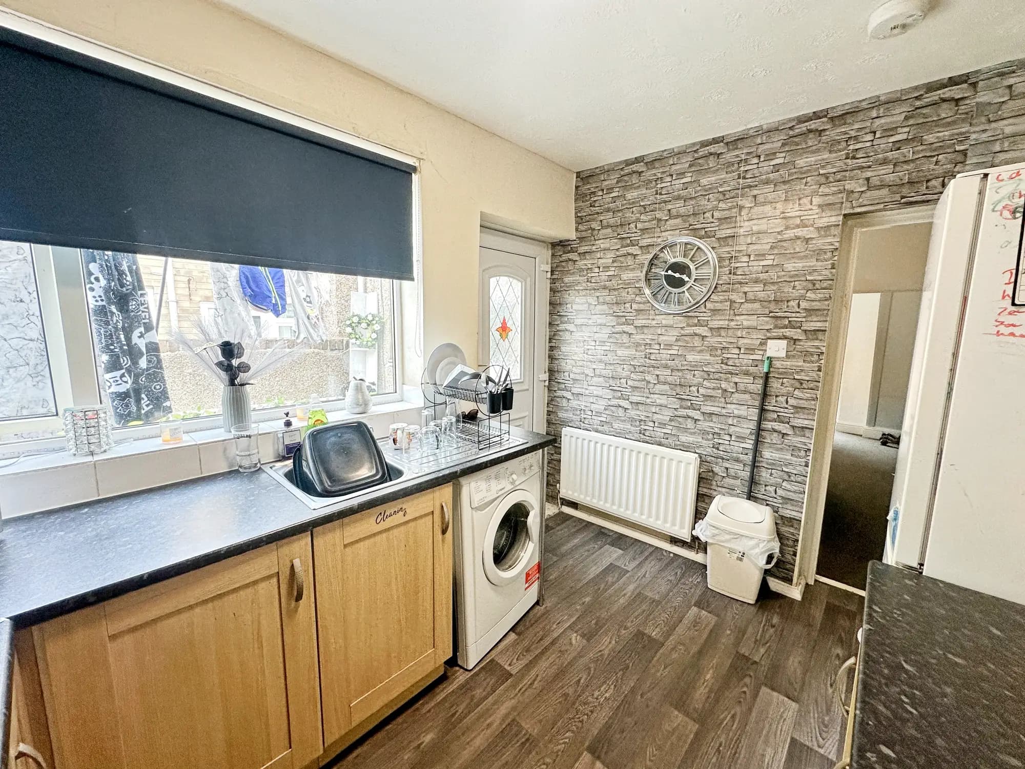 property photo 5 of 24
