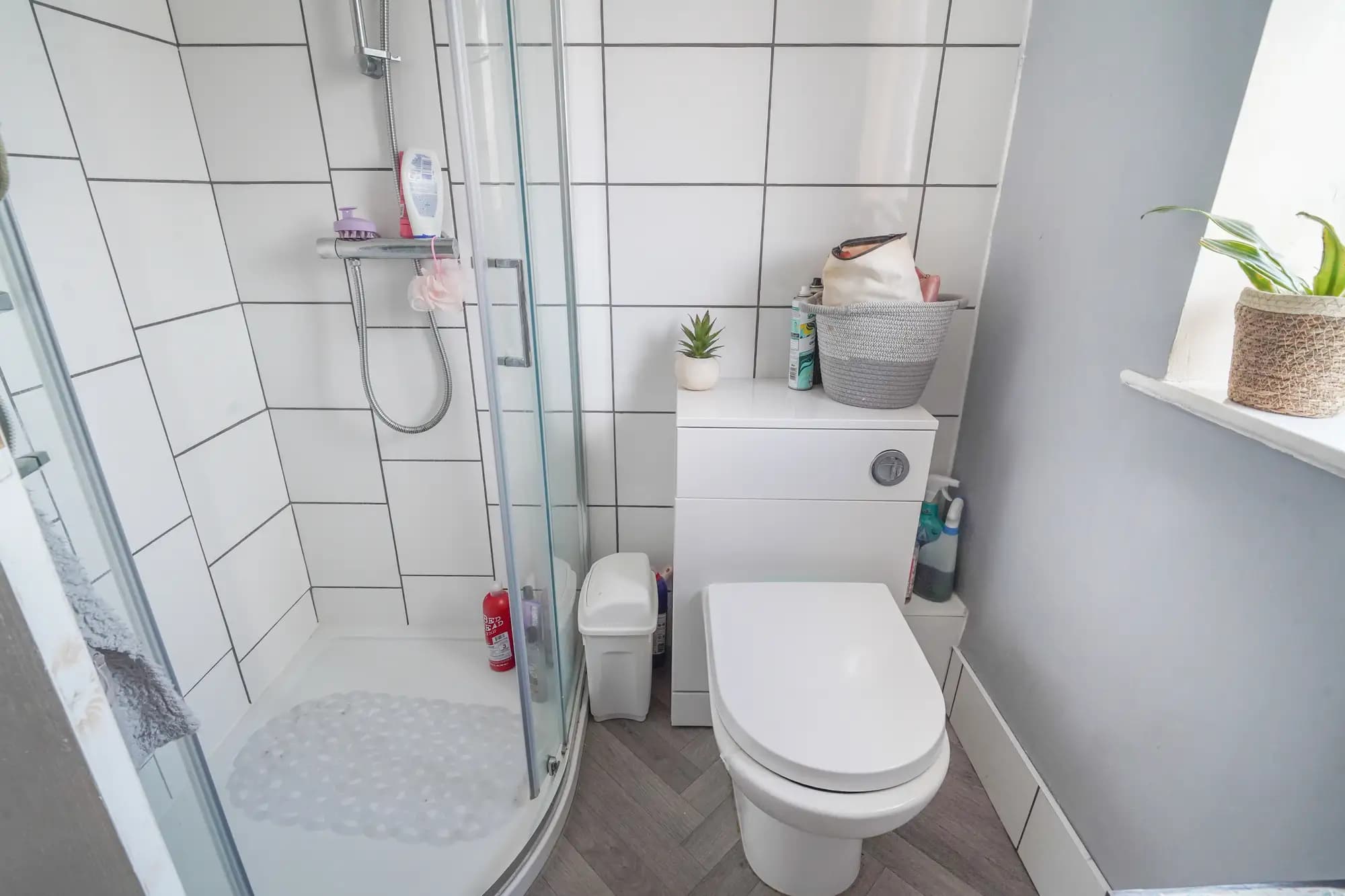 property photo 6 of 20